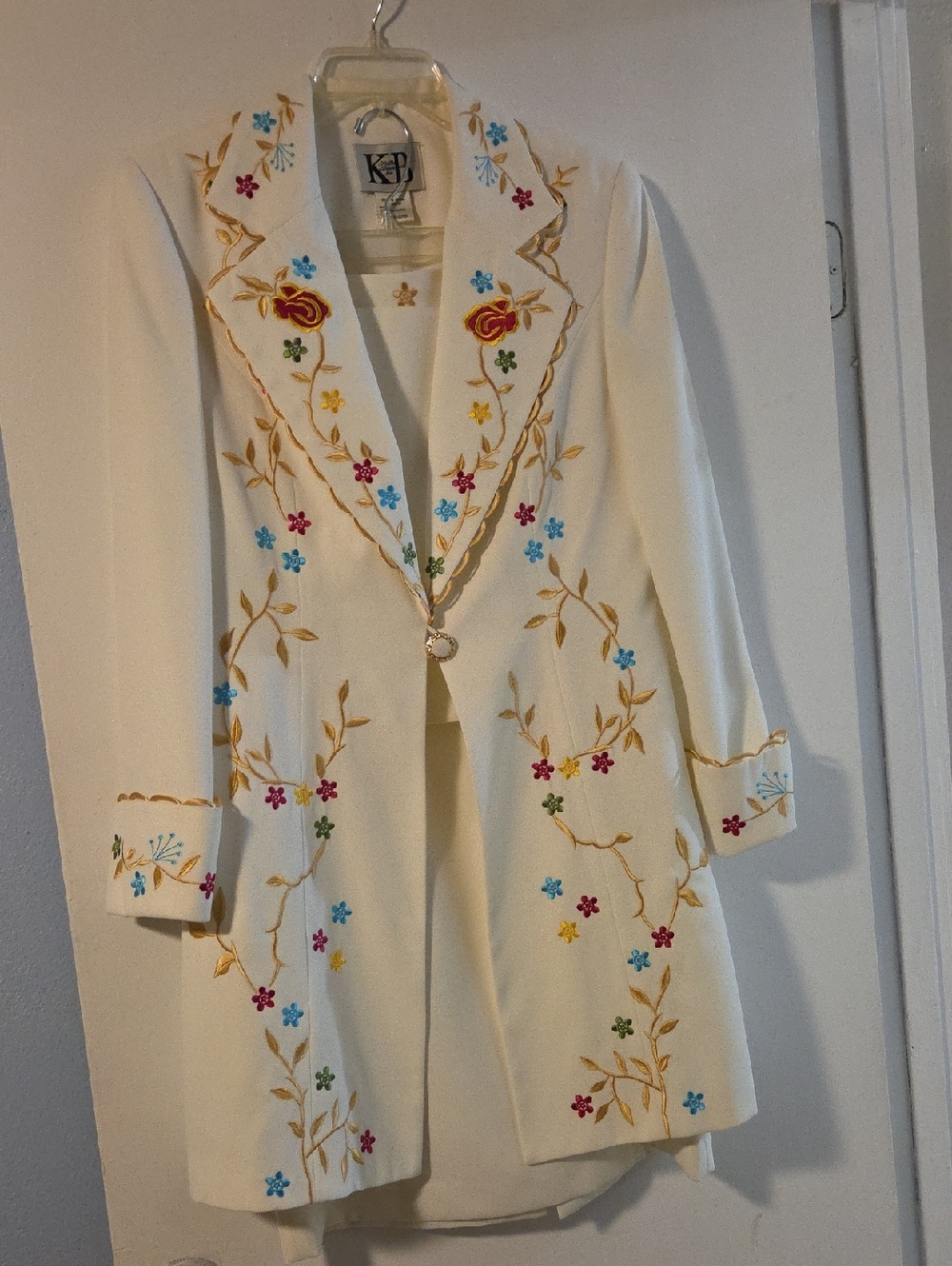Koret Cream Embroidered Trench Coat with Multicolor Floral Accents